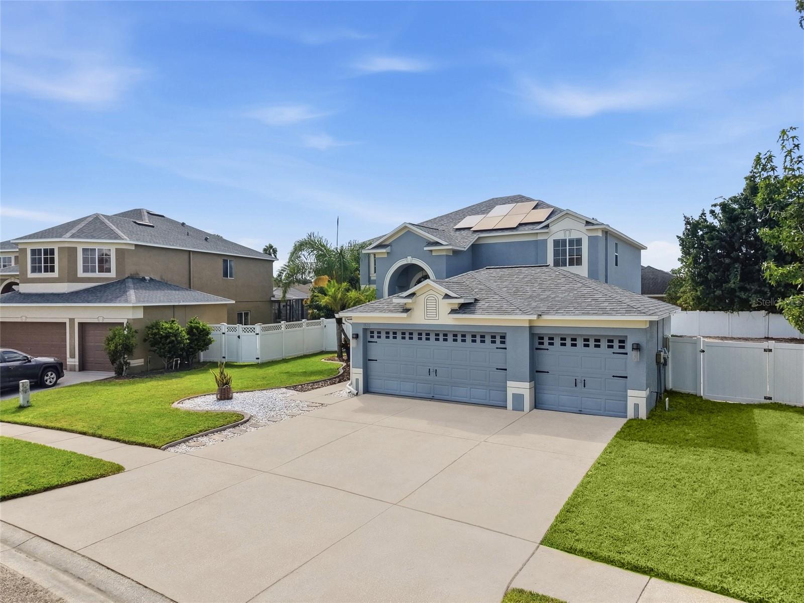 1533 AMARYLLIS COURT