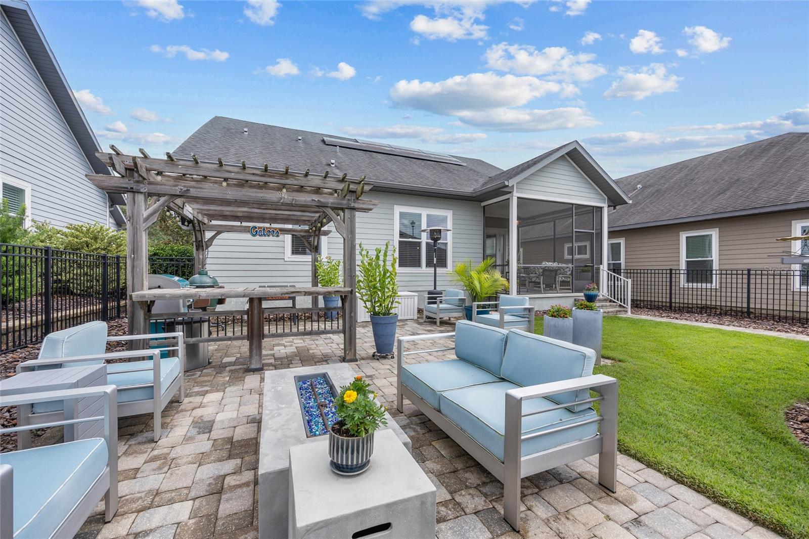 OAKMONT - Residential
