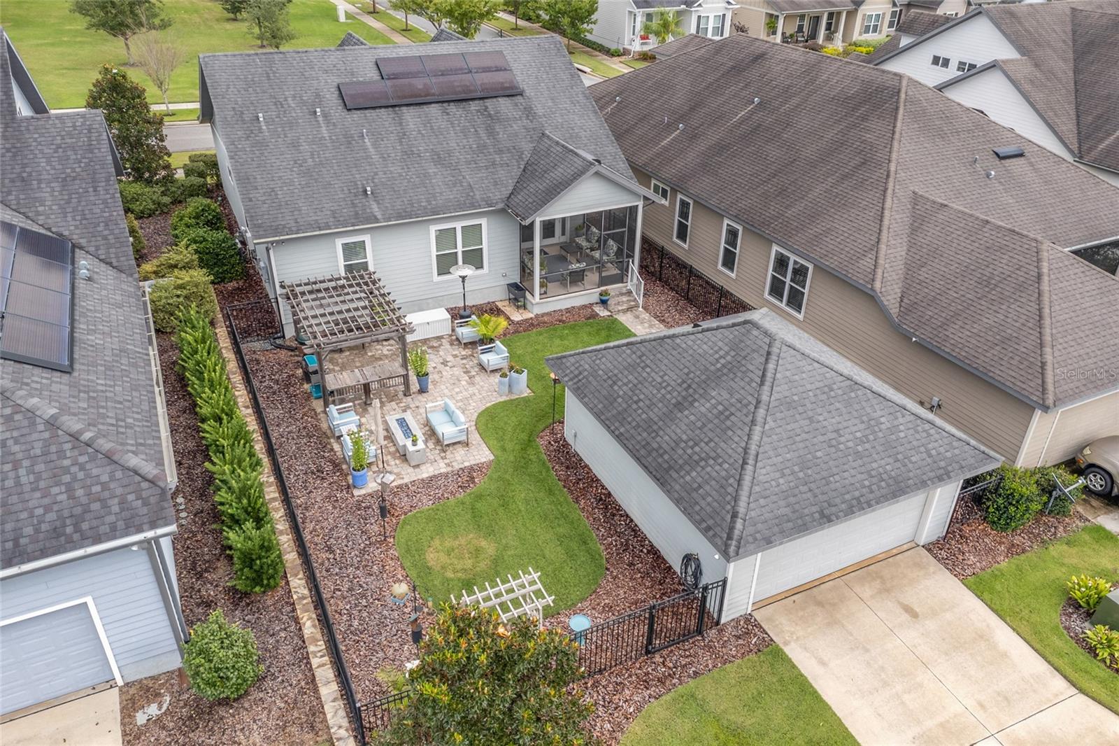 OAKMONT - Residential