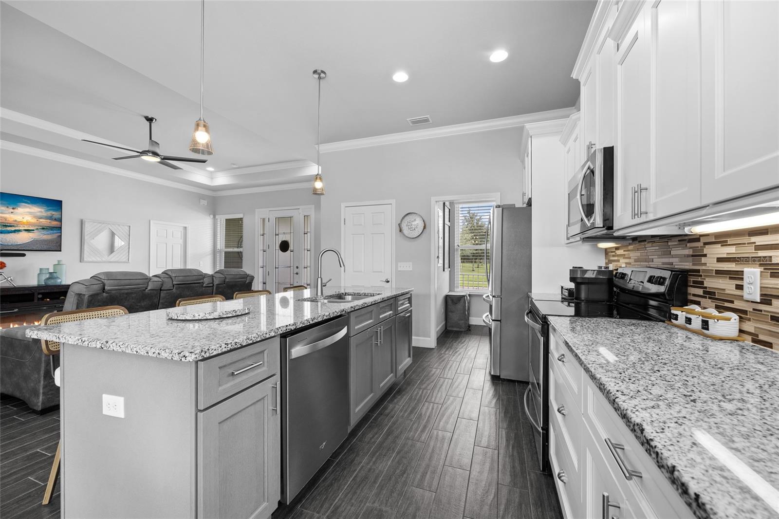 OAKMONT - Residential