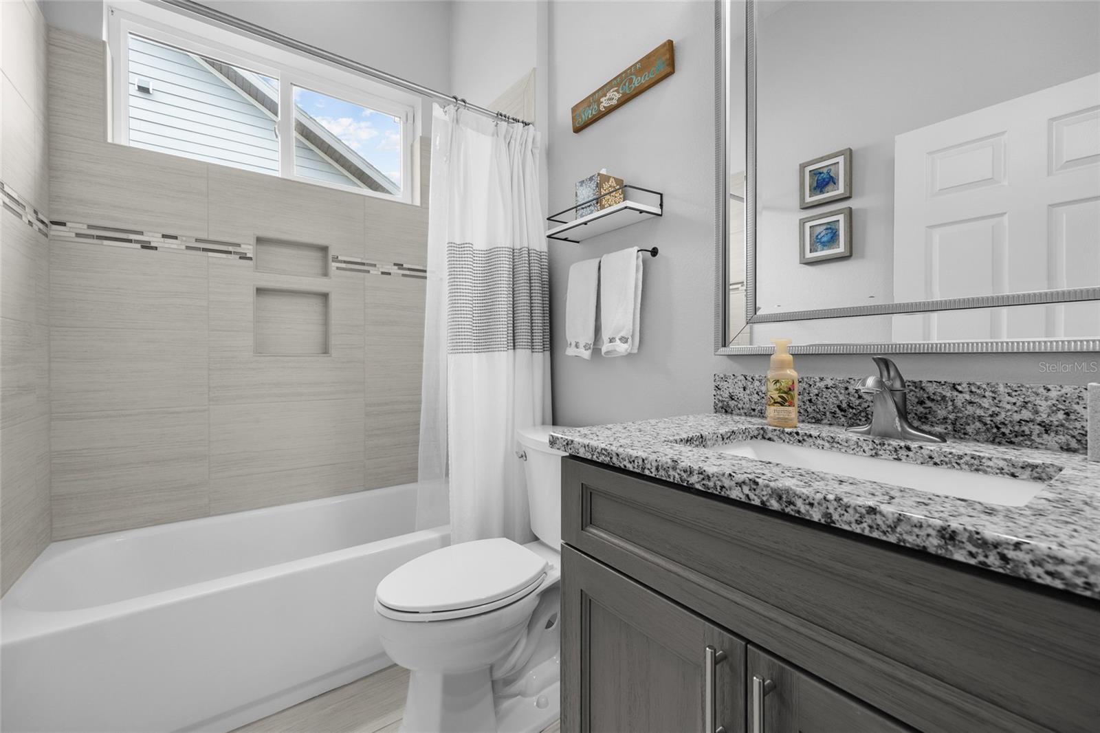 OAKMONT - Residential