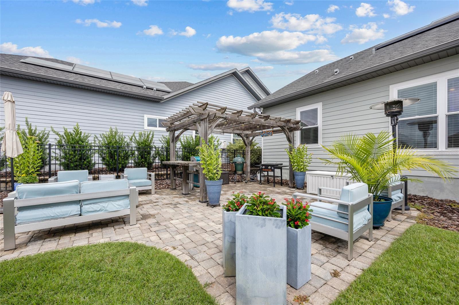 OAKMONT - Residential