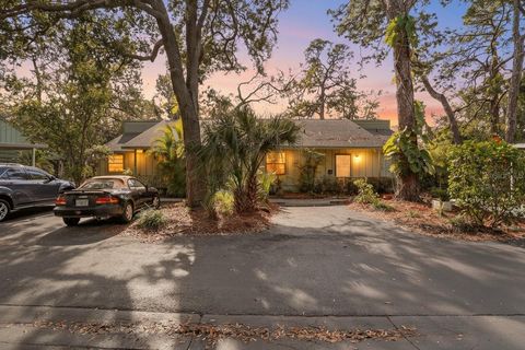 Photo of 5014 Barrington Circle #2102, Sarasota, FL 34234 (MLS # TB8468599)