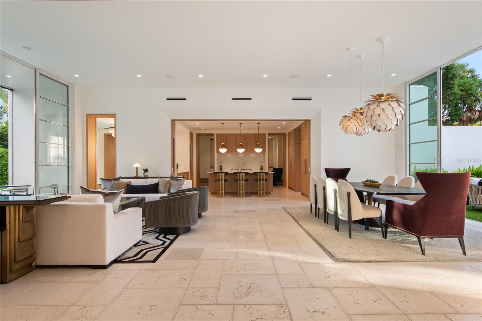 VALENCIA TERRACE - Residential