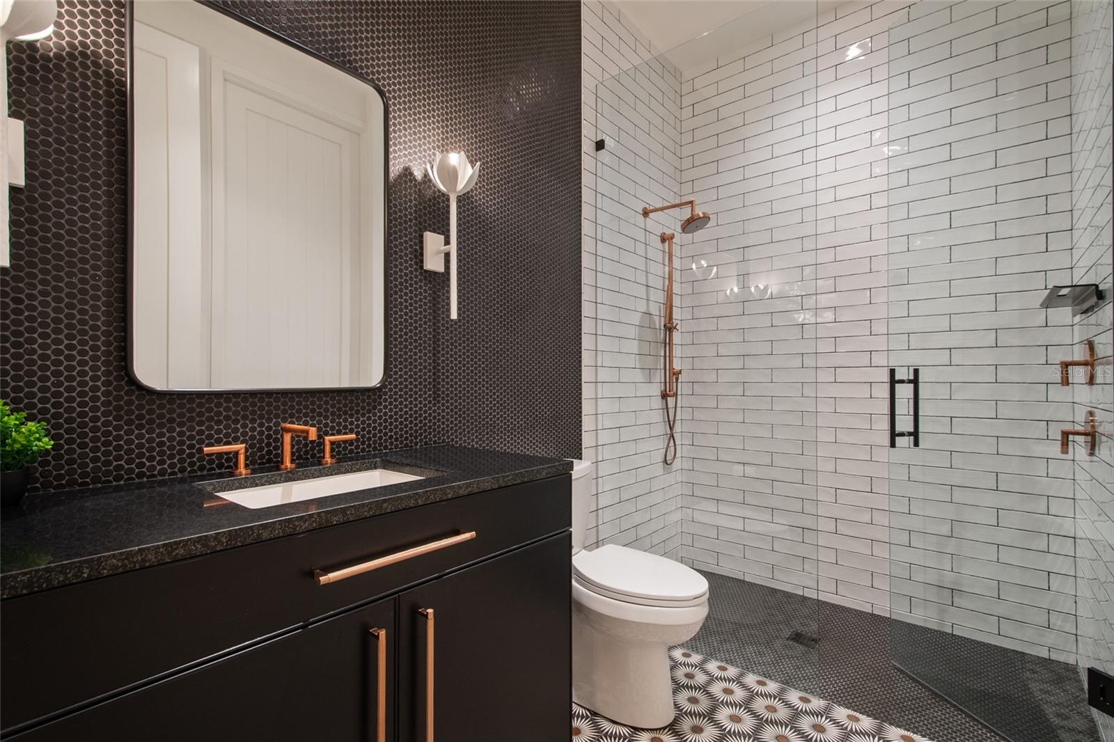 VALENCIA TERRACE - Residential