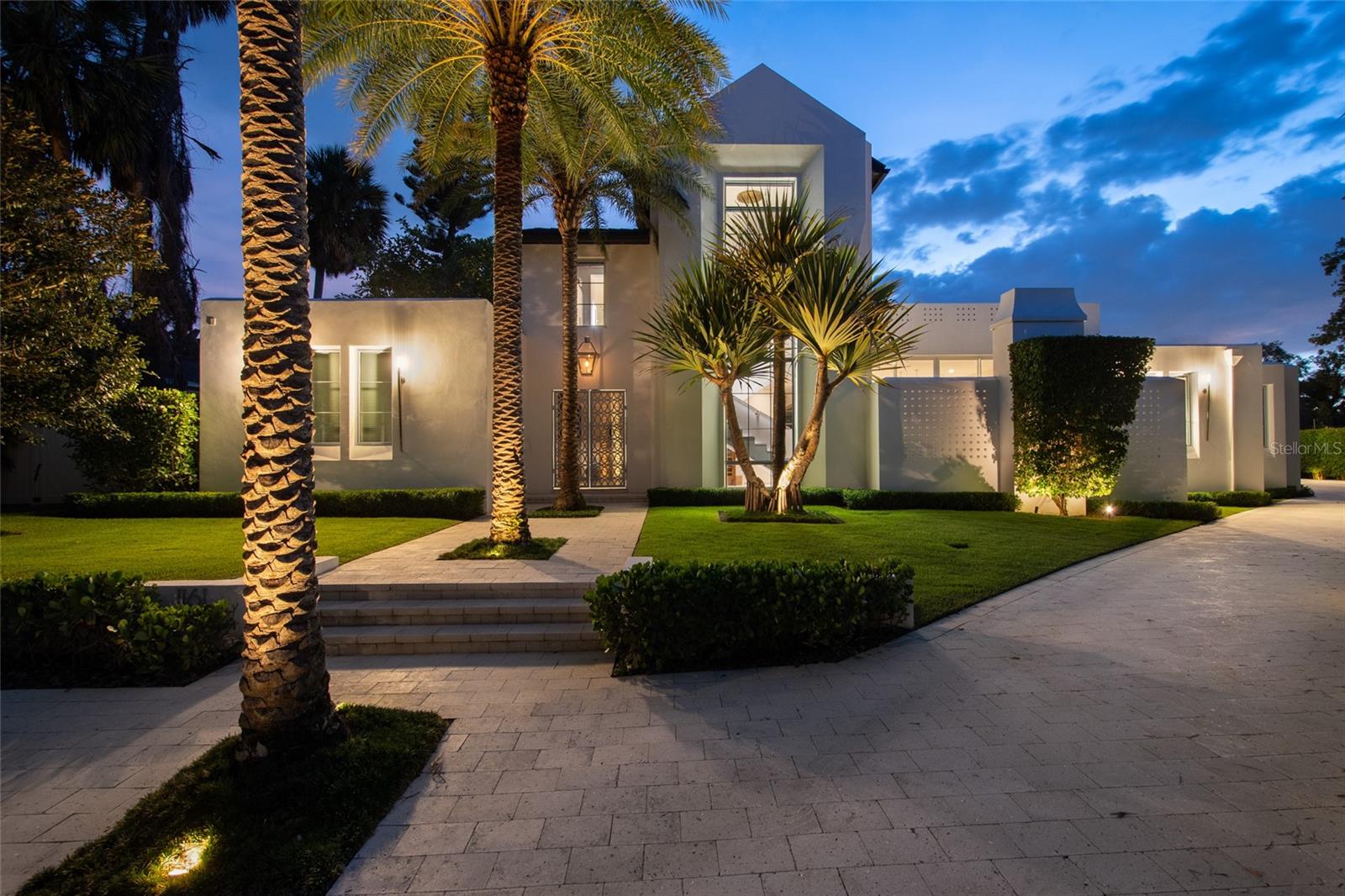 VALENCIA TERRACE - Residential