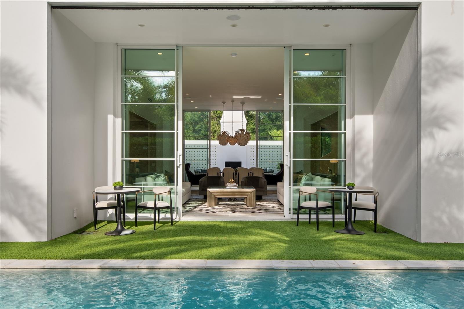 VALENCIA TERRACE - Residential