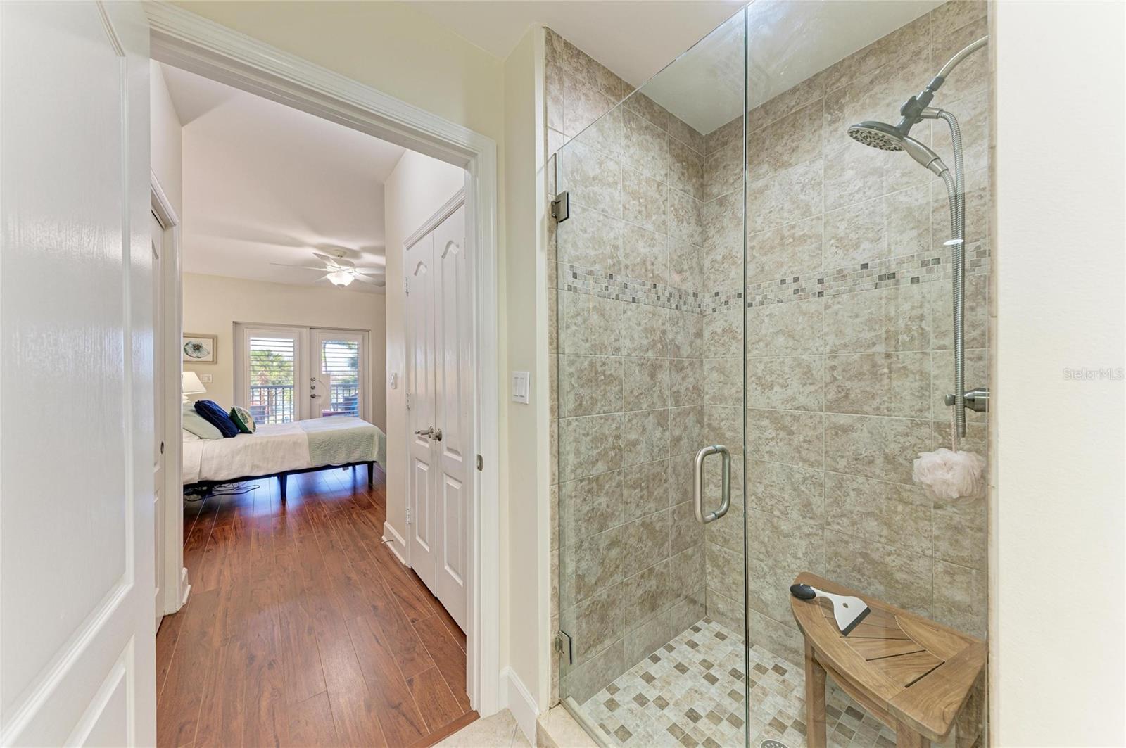 RIVER DANCE - Residential