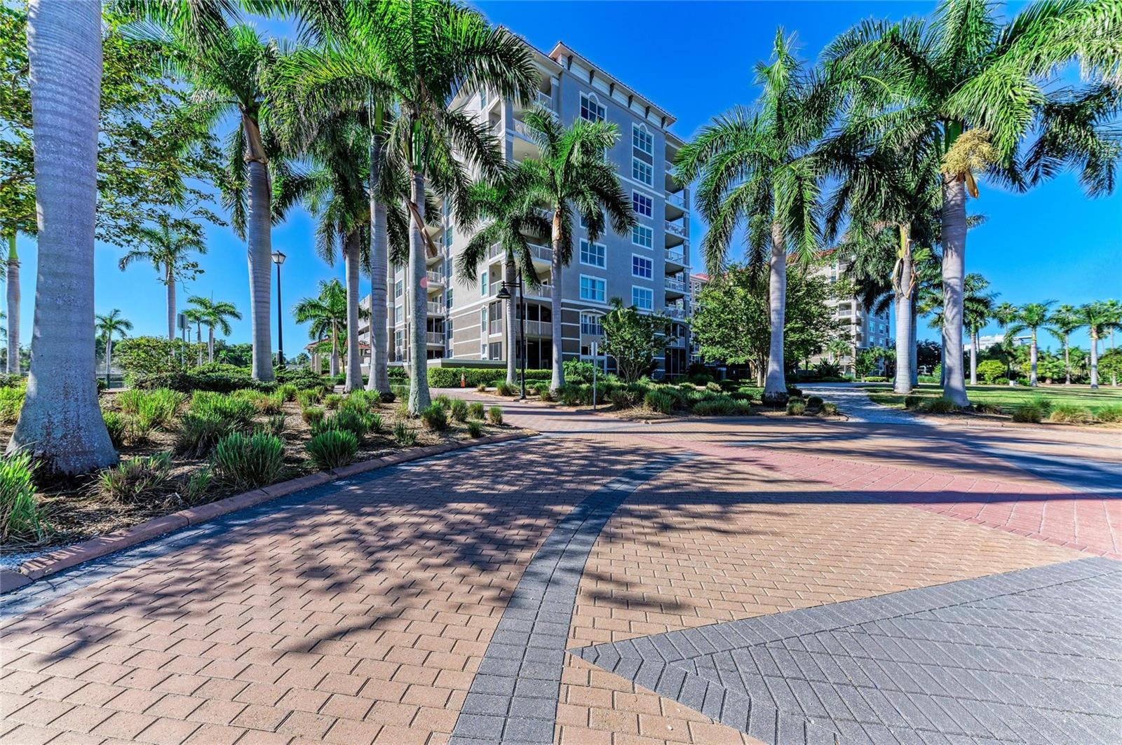 RIVER DANCE - Residential