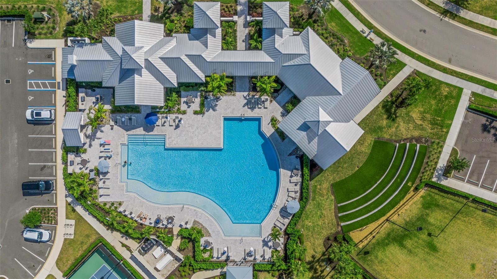 SWEETWATER AT LAKEWOOD RANCH PH I & II - Residential