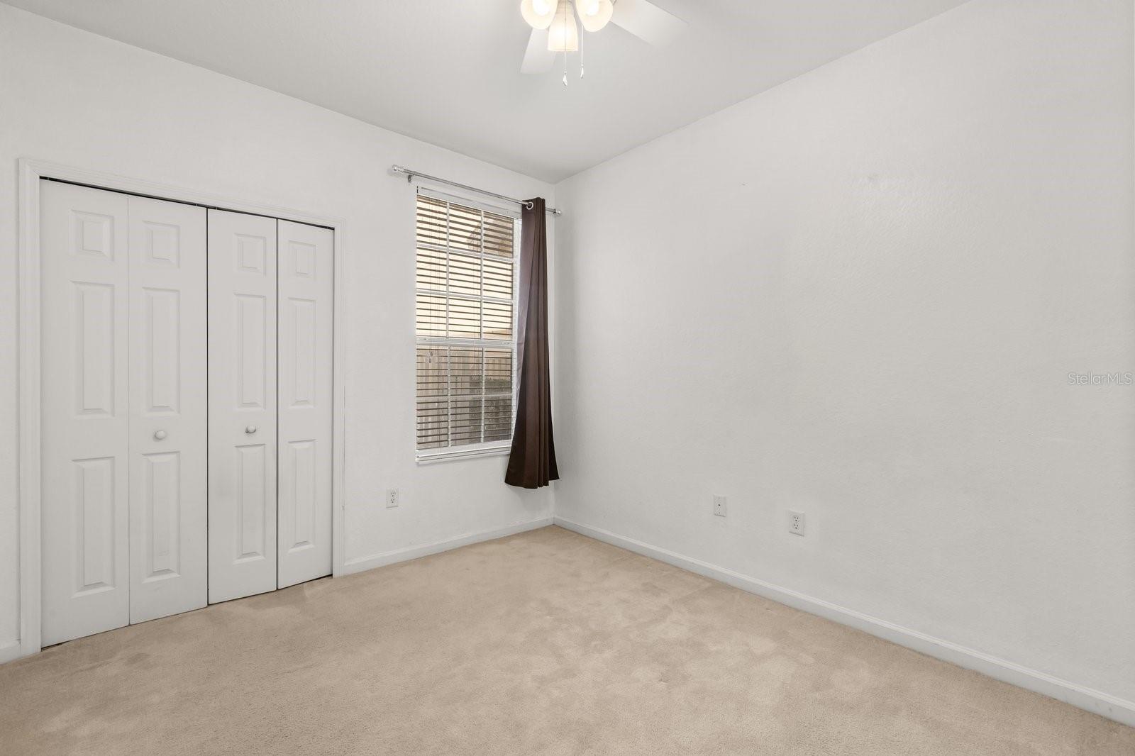 CARRIAGE HOMES AT DUNWOODY COMMONS A CONDOMINIUM - Residential