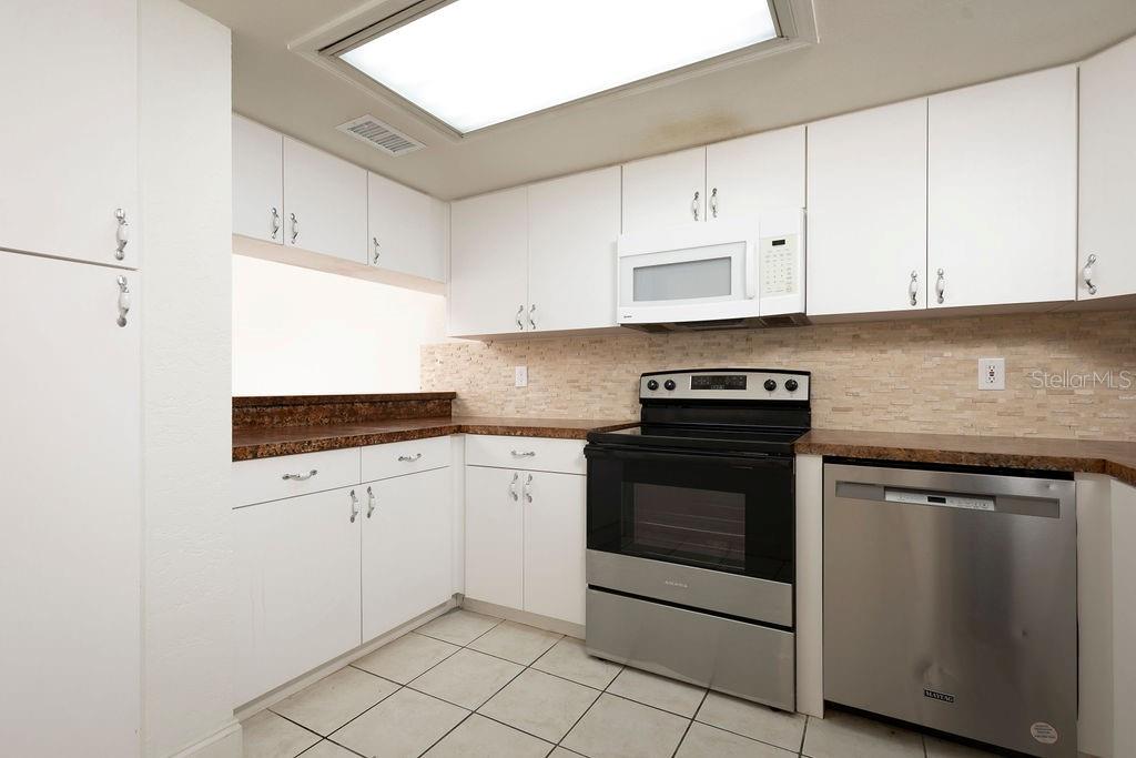 WINTER PARK VILLAS CONDO - Residential