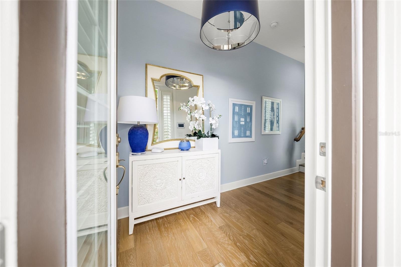 264 SAINT LUCIA DRIVE 201