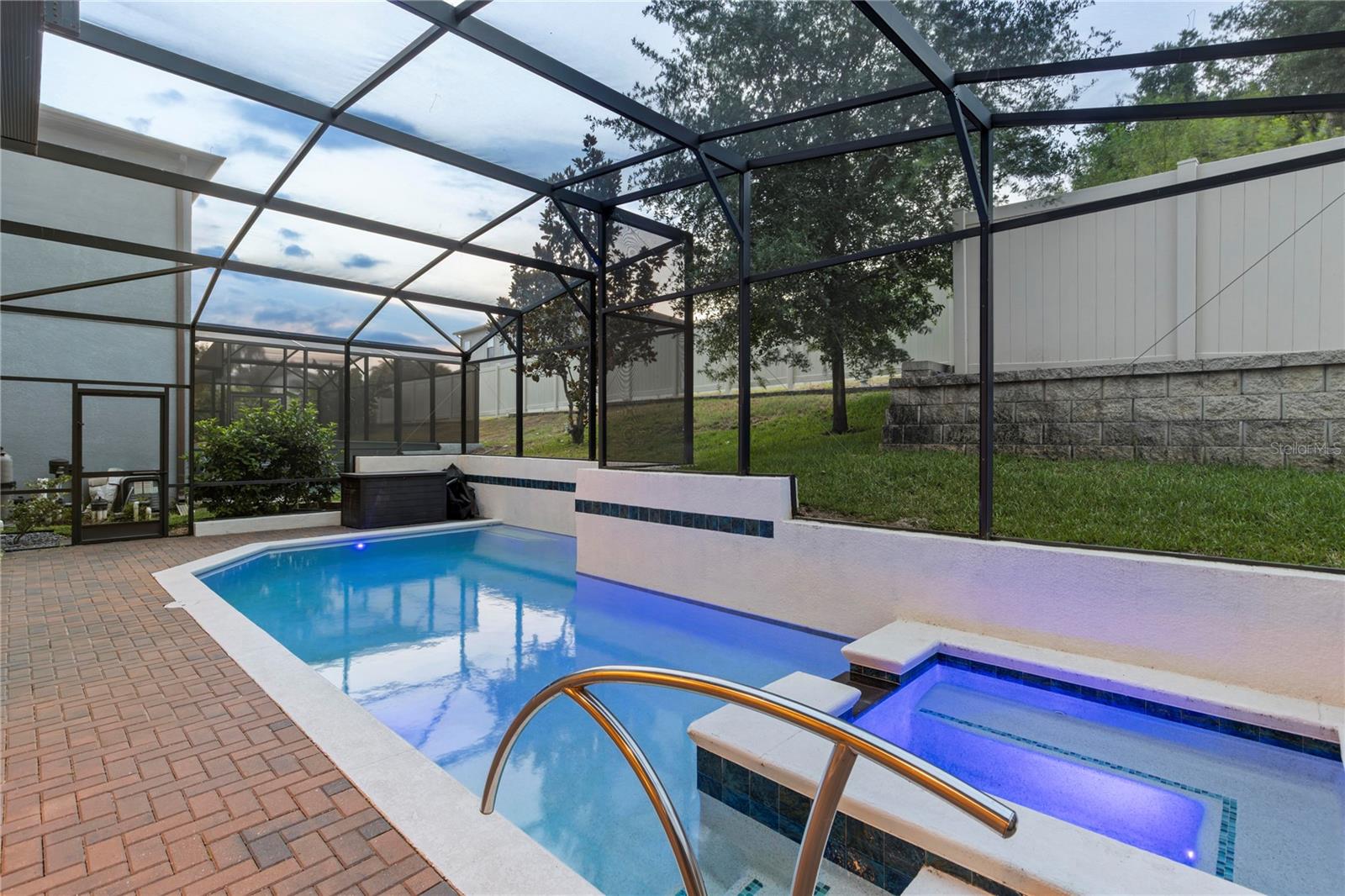 LAKE EMMA SOUND - Residential