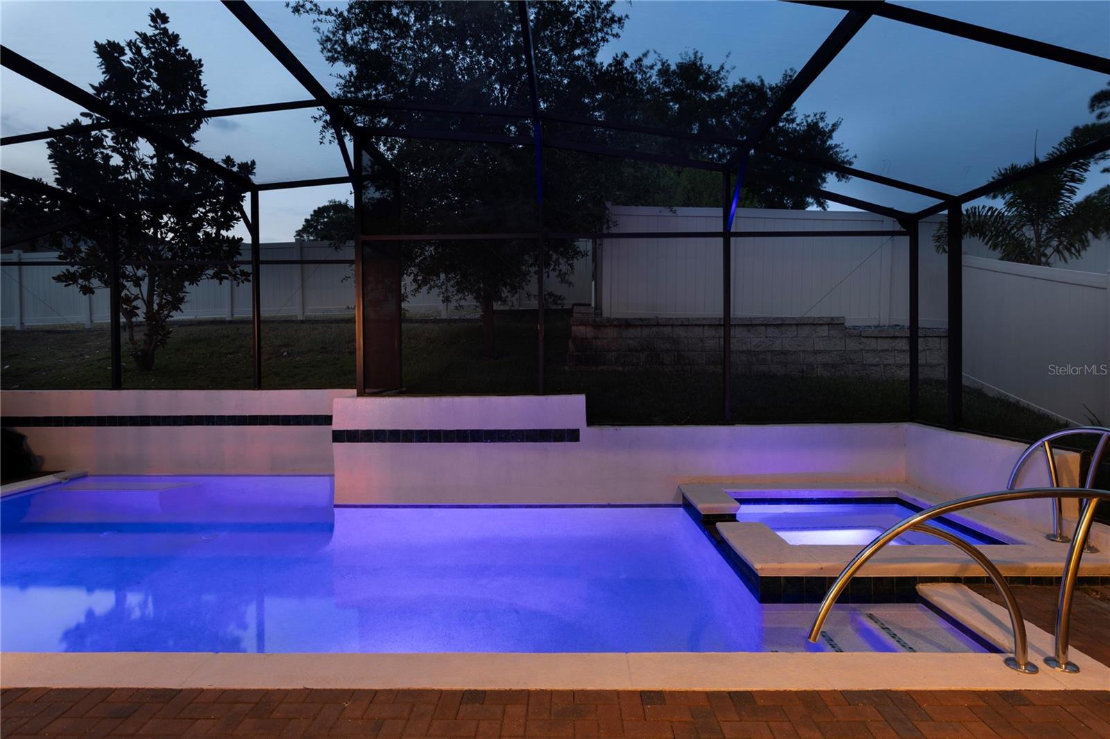 LAKE EMMA SOUND - Residential