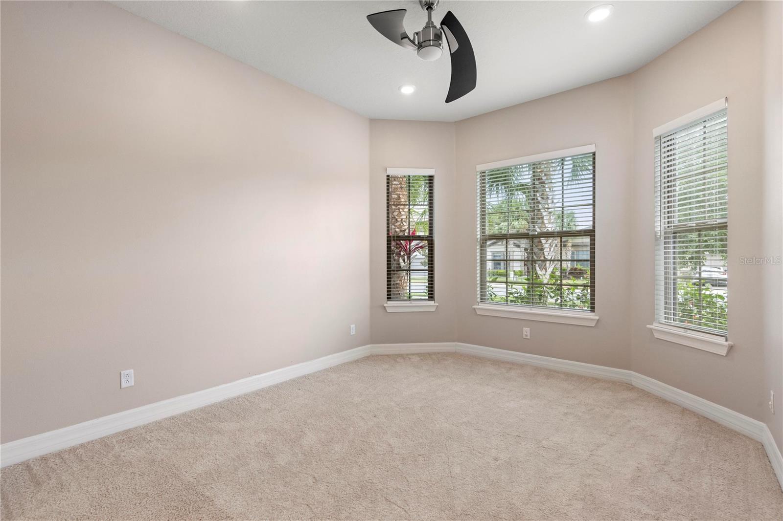 LAKE EMMA SOUND - Residential