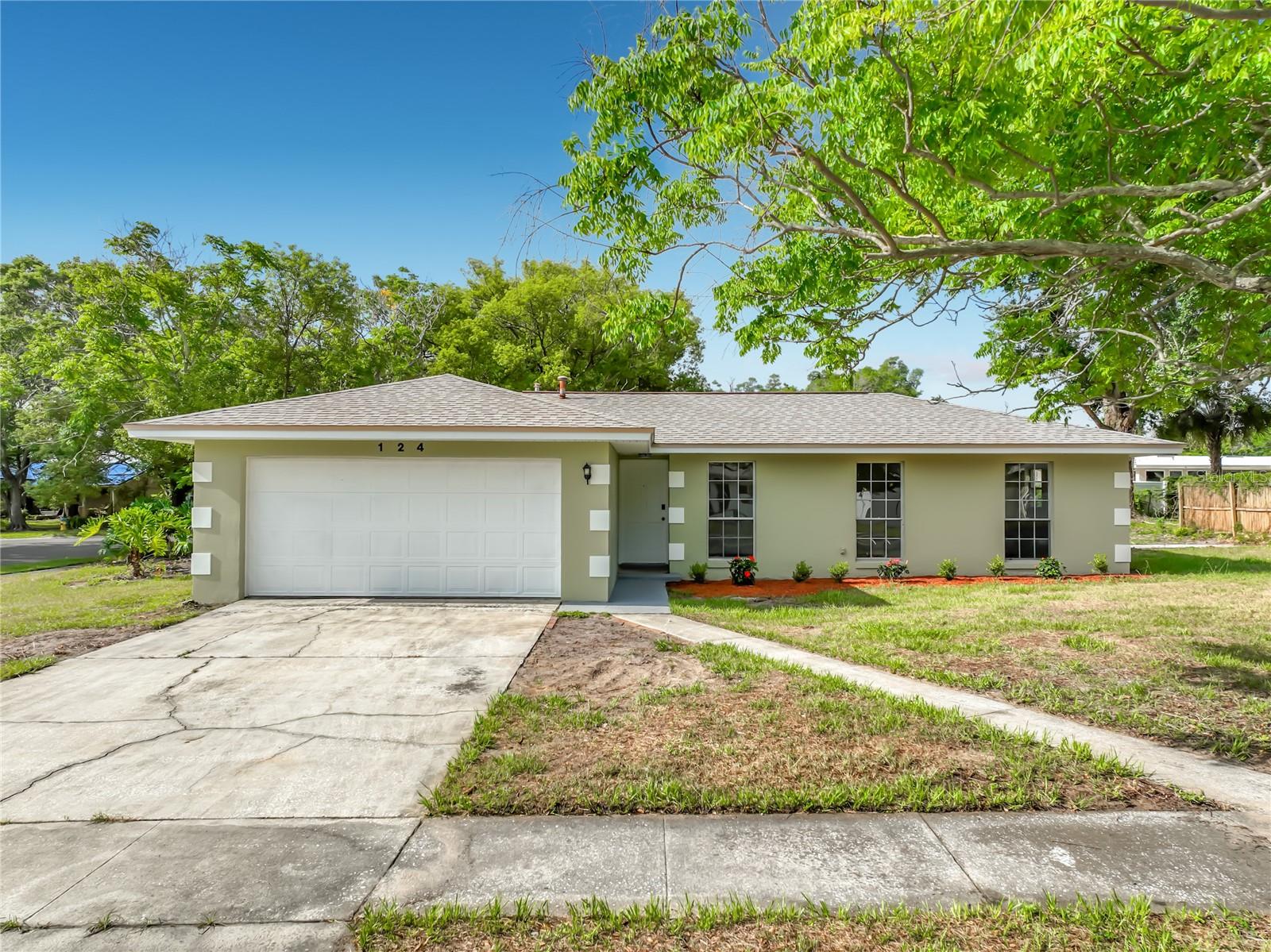 124 HOLLYHOCK DRIVE