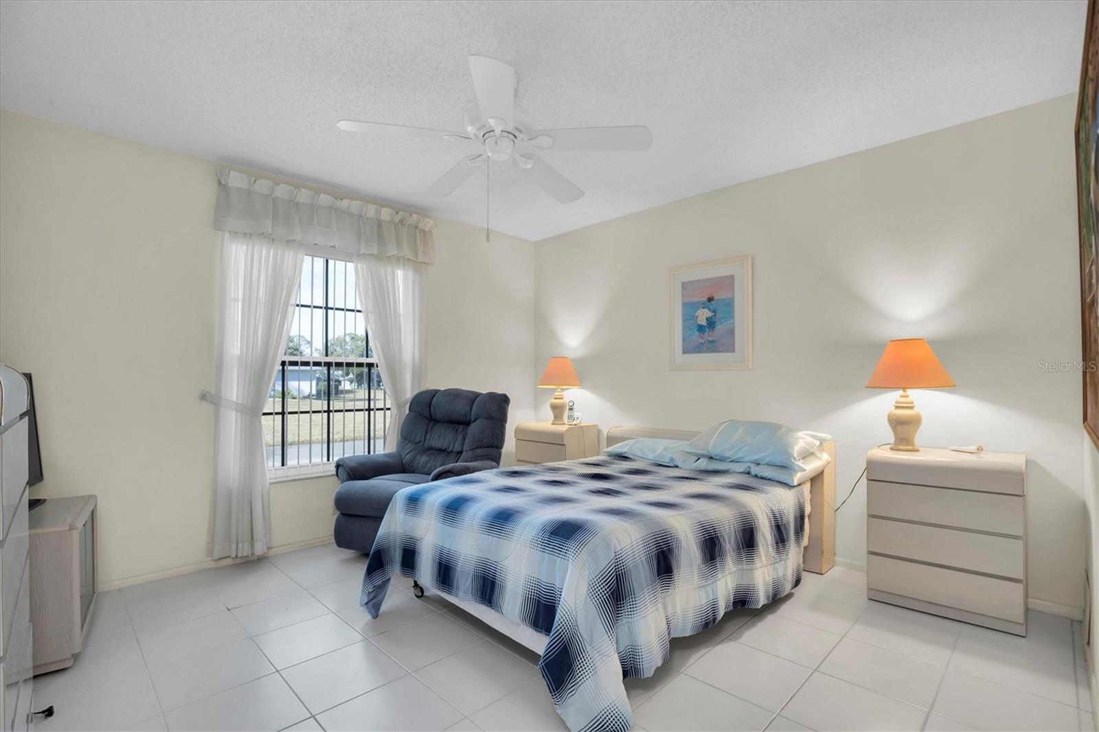 LINKSIDE VILLAGE CONDO 01 - Residential