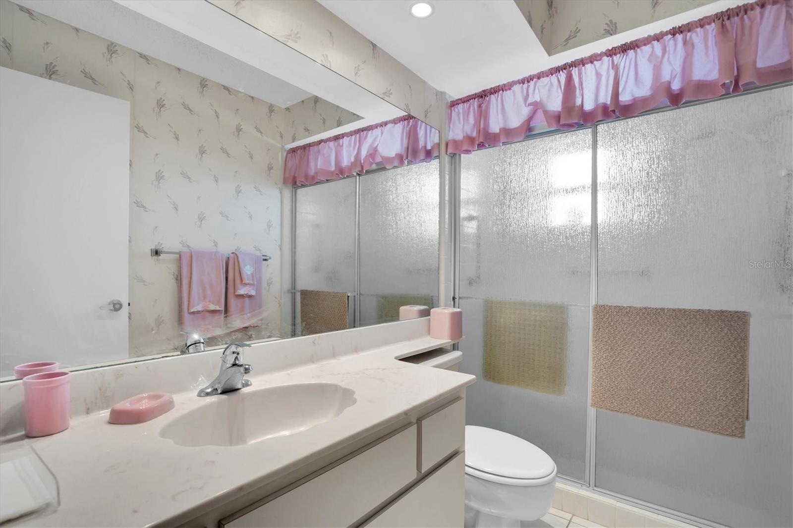 LINKSIDE VILLAGE CONDO 01 - Residential