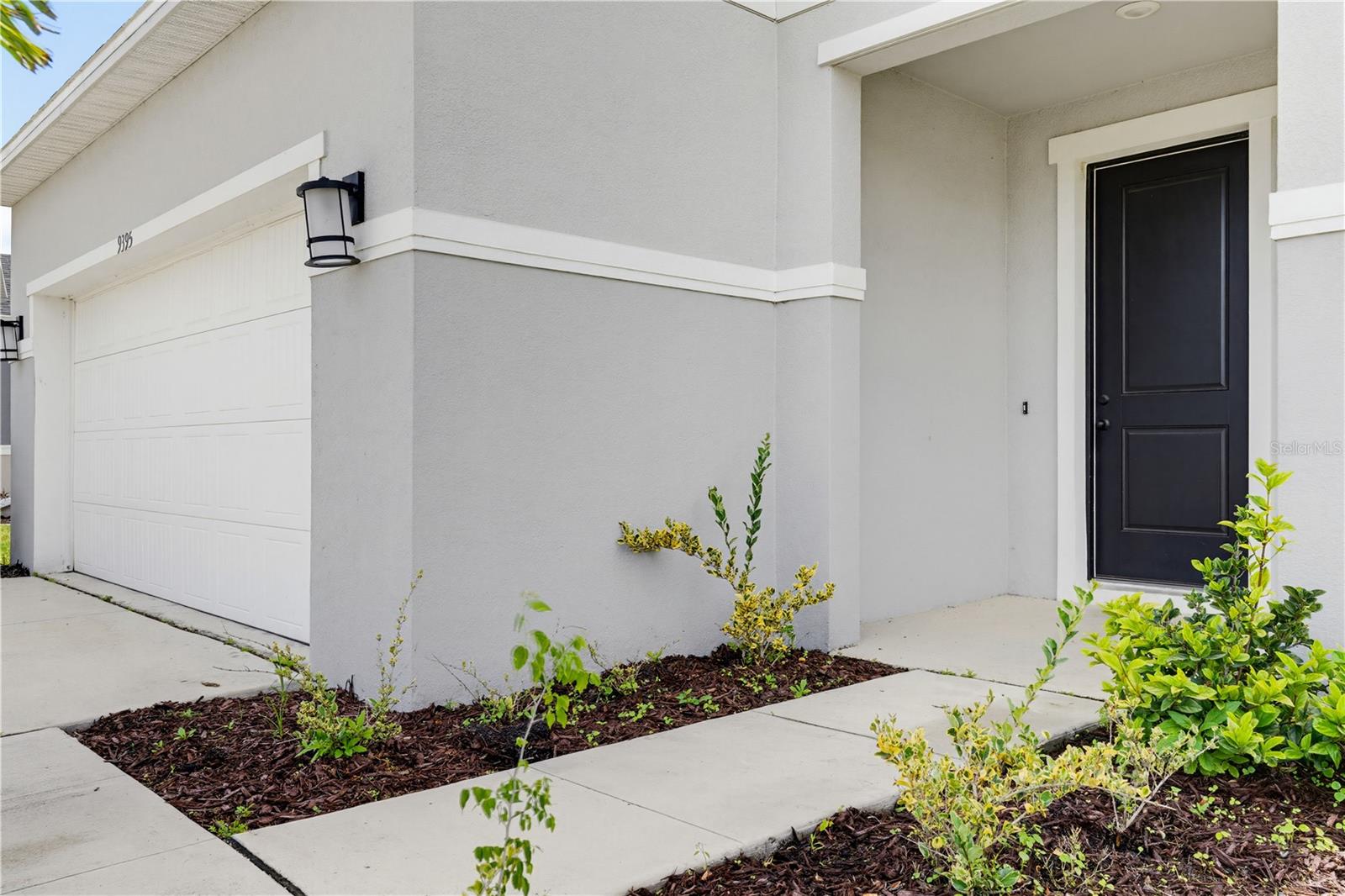 SAWGRASS LAKES PH I-III - Residential