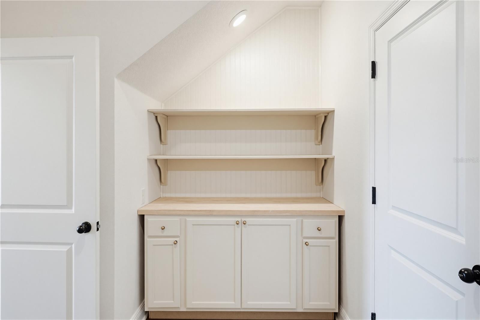 SAWGRASS LAKES PH I-III - Residential