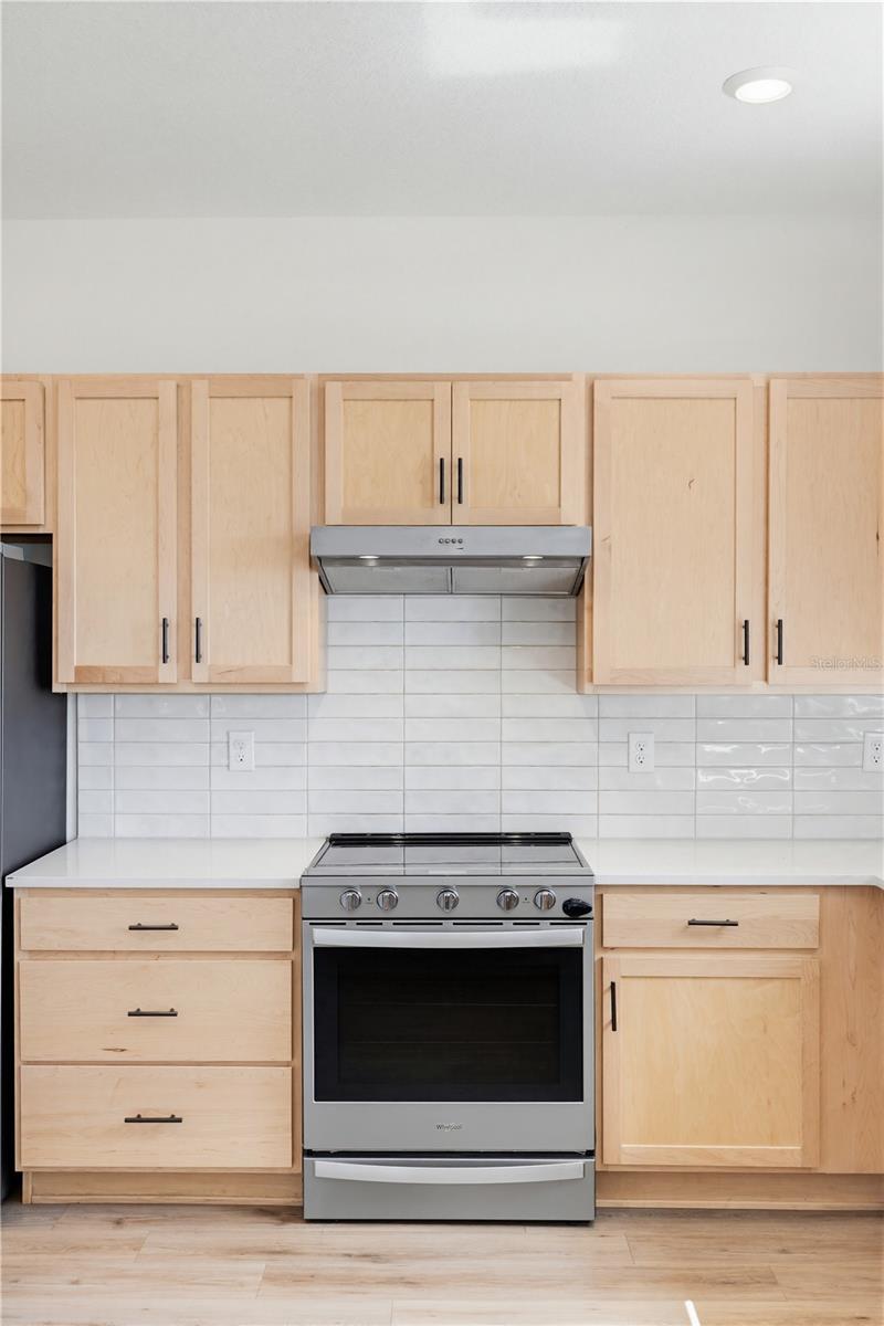 SAWGRASS LAKES PH I-III - Residential