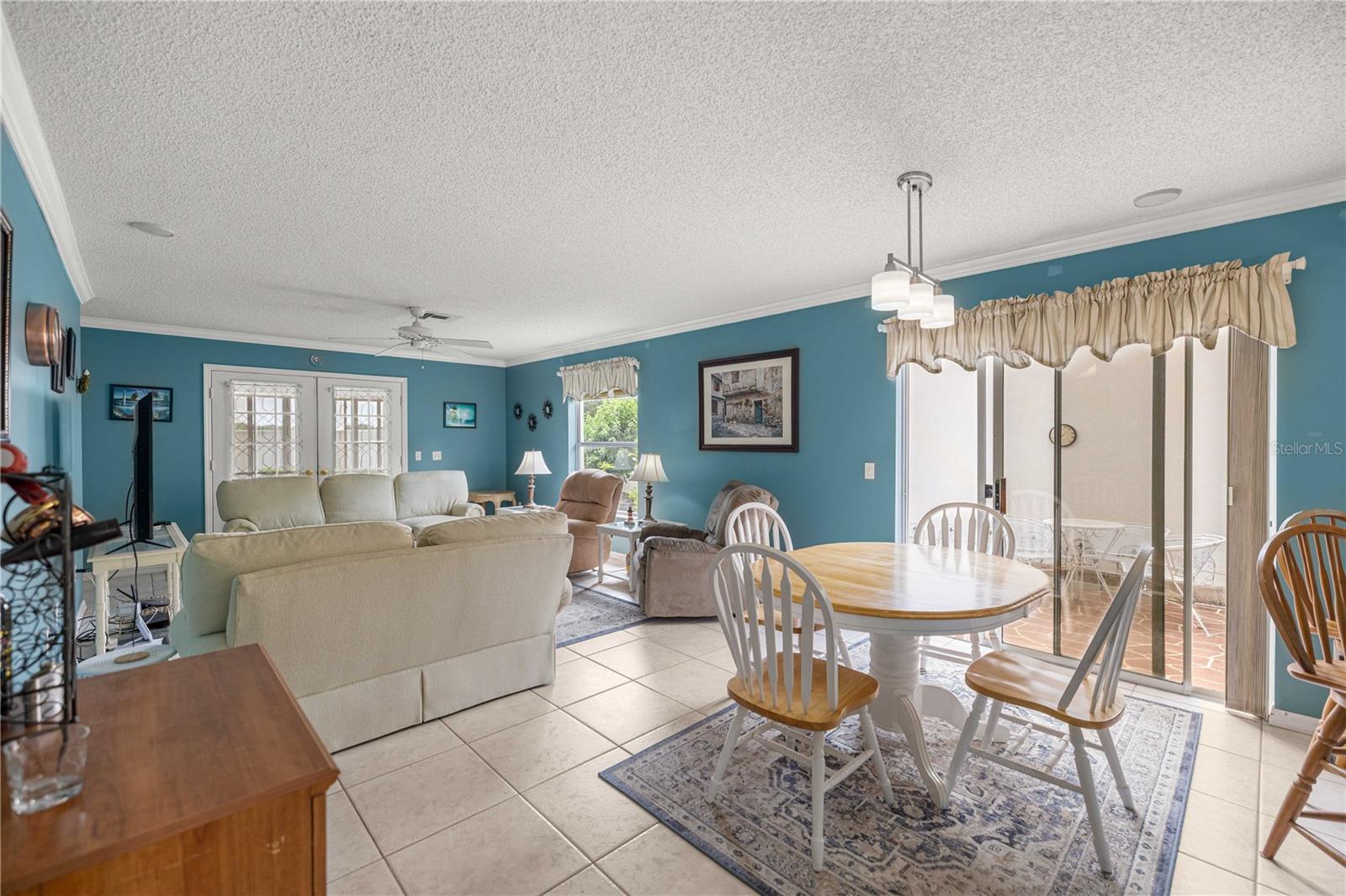 RIO GRANDE COURTYARD VILLAS - Residential