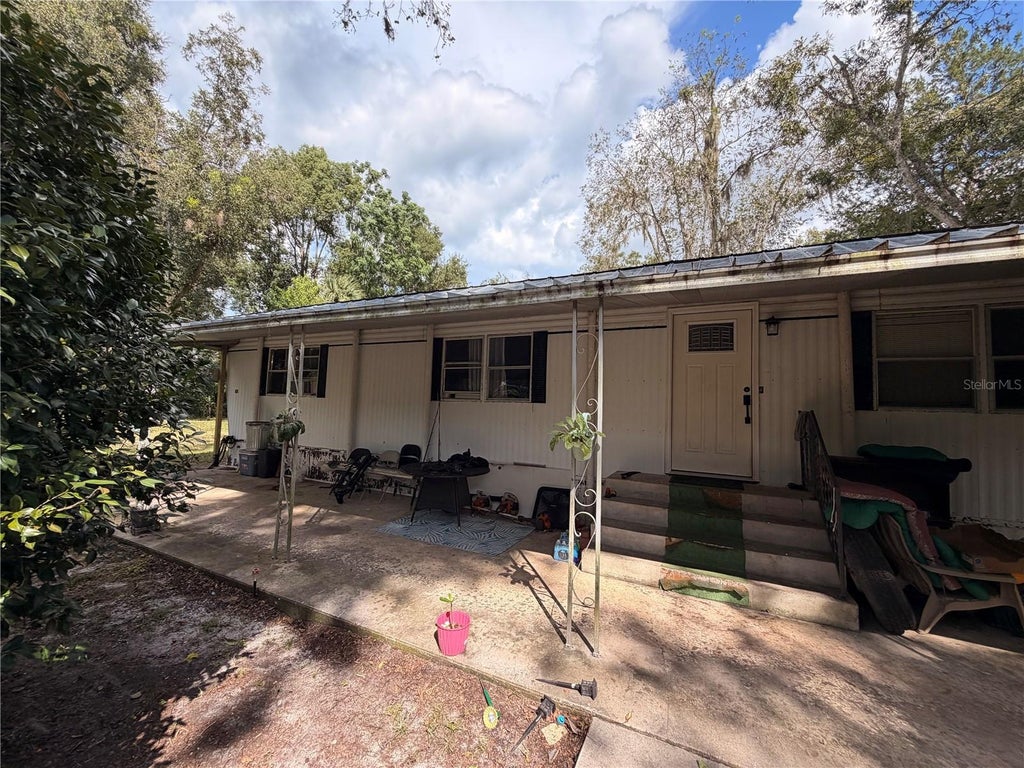 Photo of 7428 129th Road, Live Oak, FL 32060 (MLS # TB8550947)