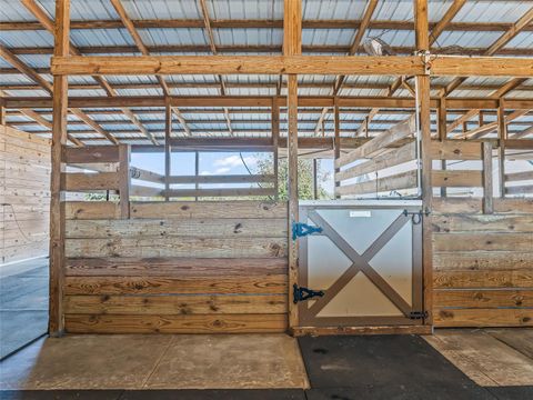 Tiny photo for 19830 SE 15th Place, Morriston, FL 32668 (MLS # OM718146)