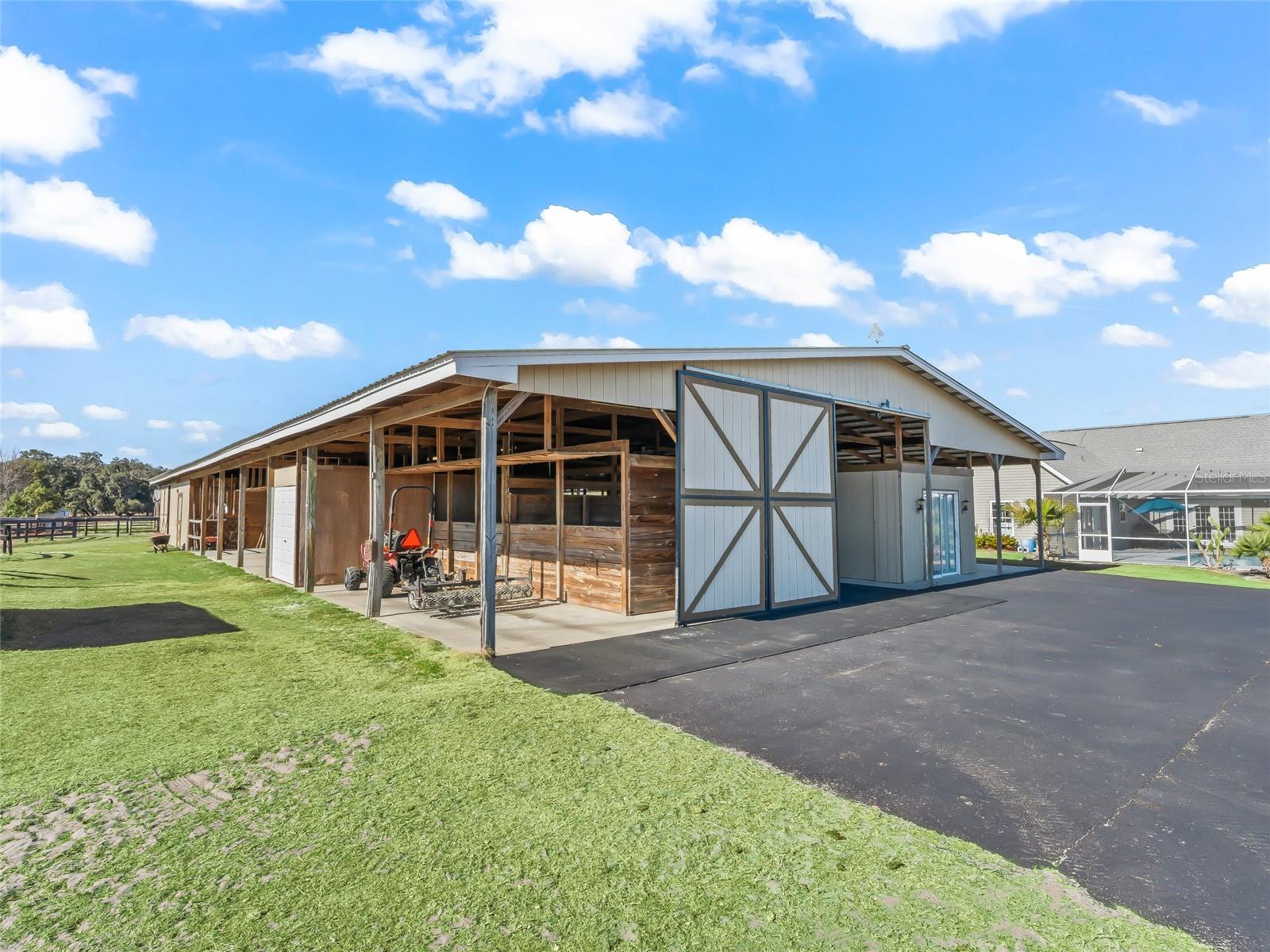 WINDING OAKS ESTATES - Residential