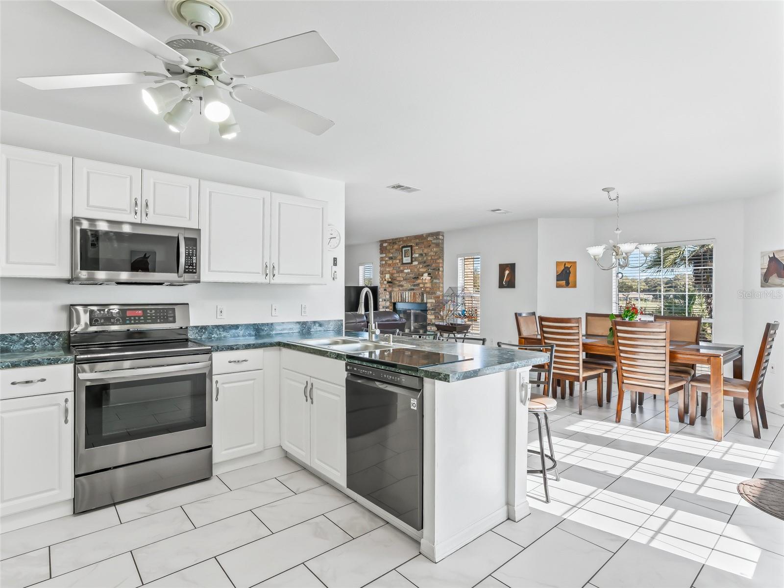 WINDING OAKS ESTATES - Residential