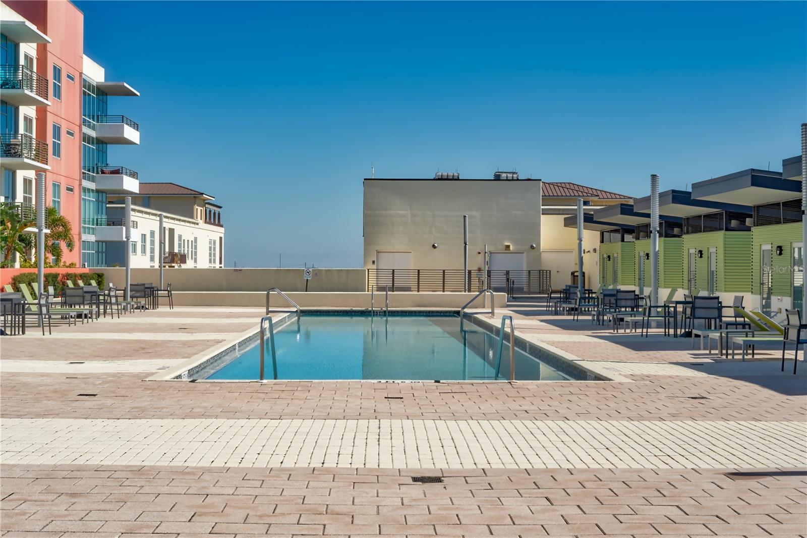 GRAND CENTRAL AT KENNEDY RESID - Residential Lease