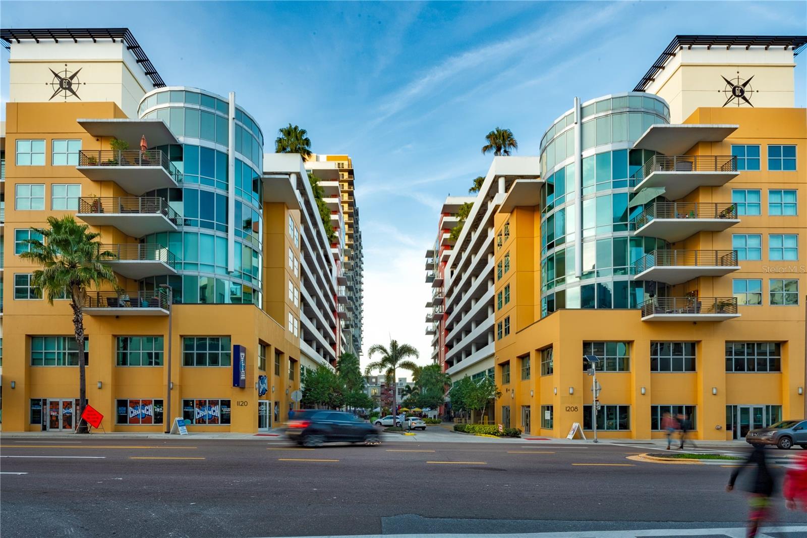 GRAND CENTRAL AT KENNEDY RESID - Residential Lease