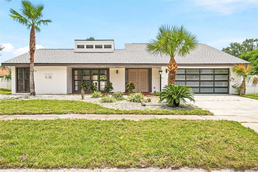 Photo of 8215 La Serena Drive, Tampa, FL 33614 (MLS # TB8536860)