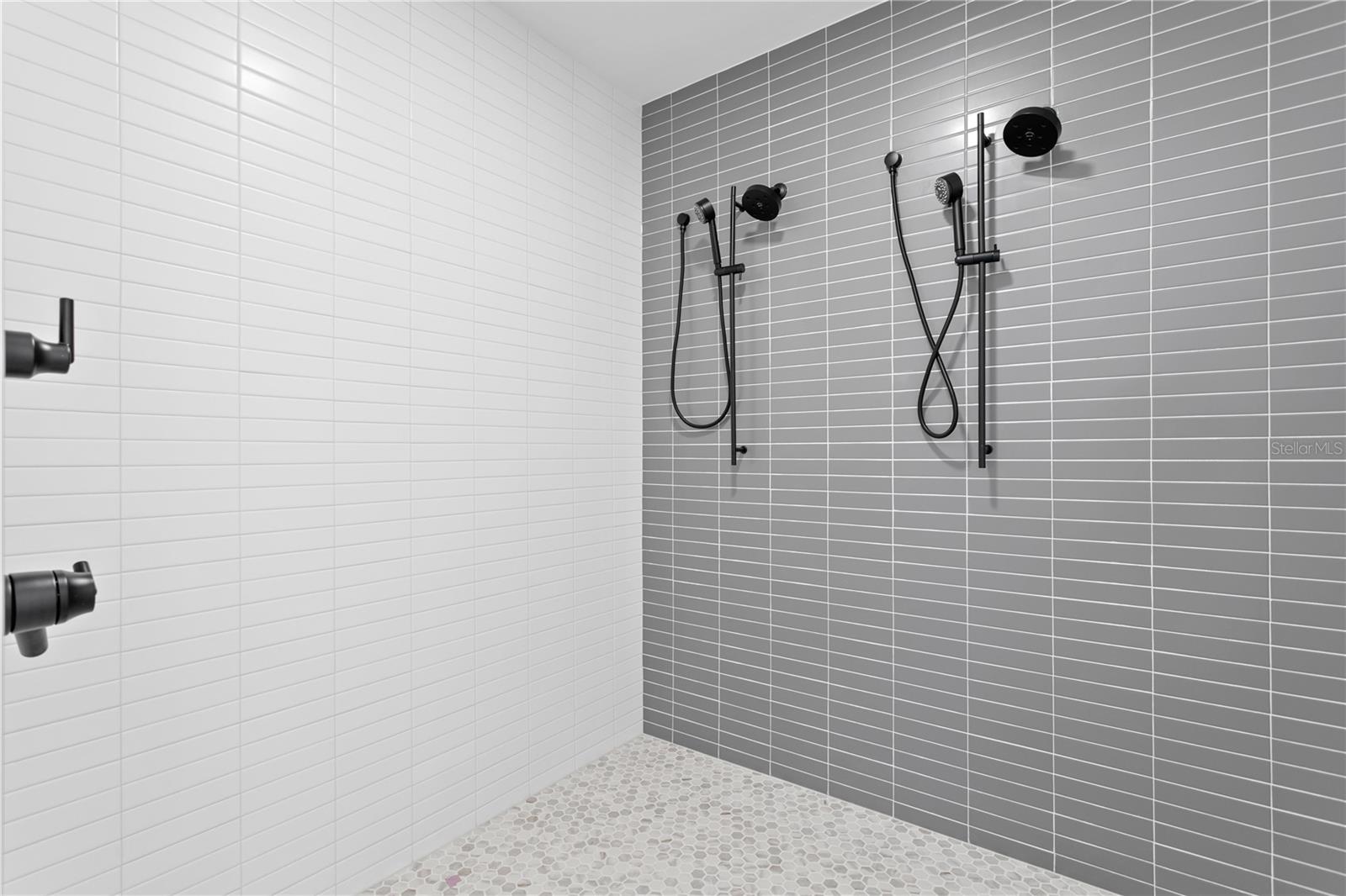 REFLECTION ST PETE - Residential Lease