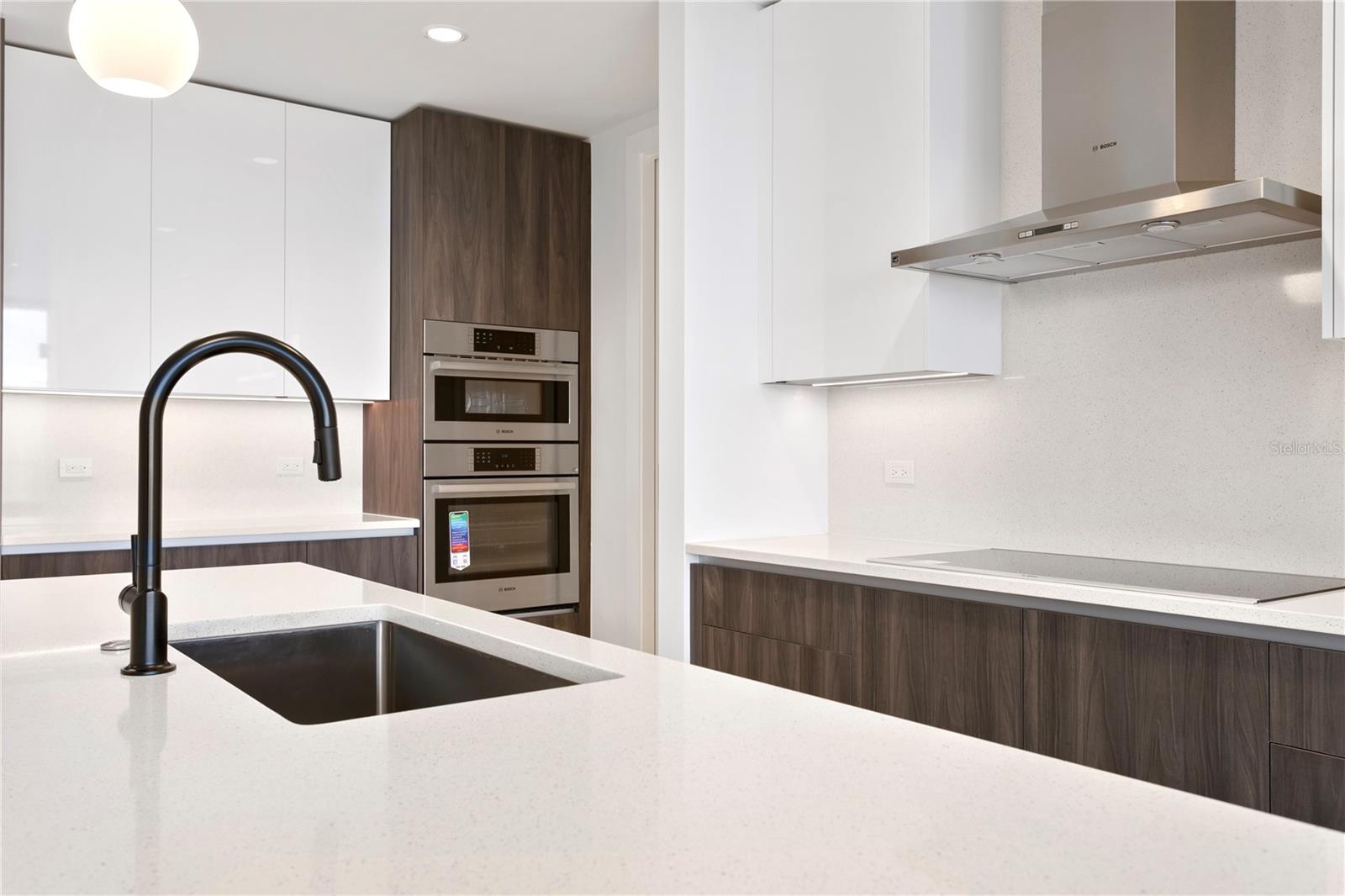 REFLECTION ST PETE - Residential Lease