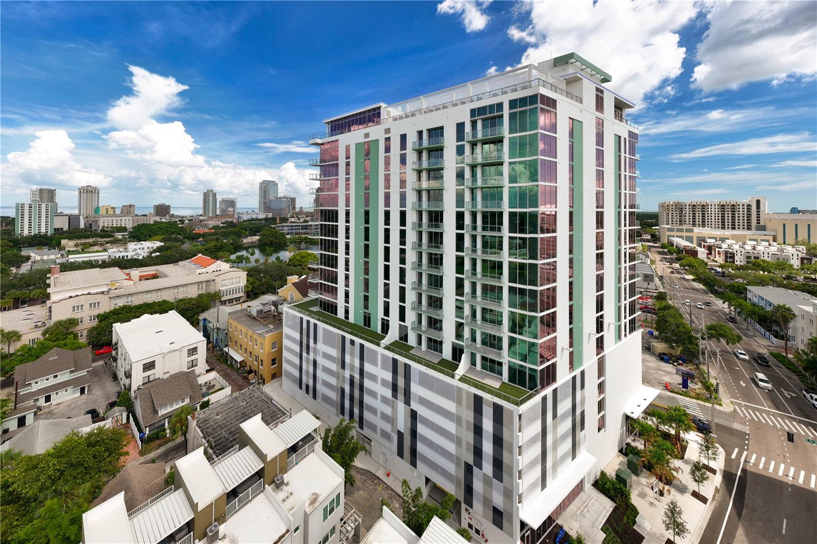 REFLECTION ST PETE - Residential Lease