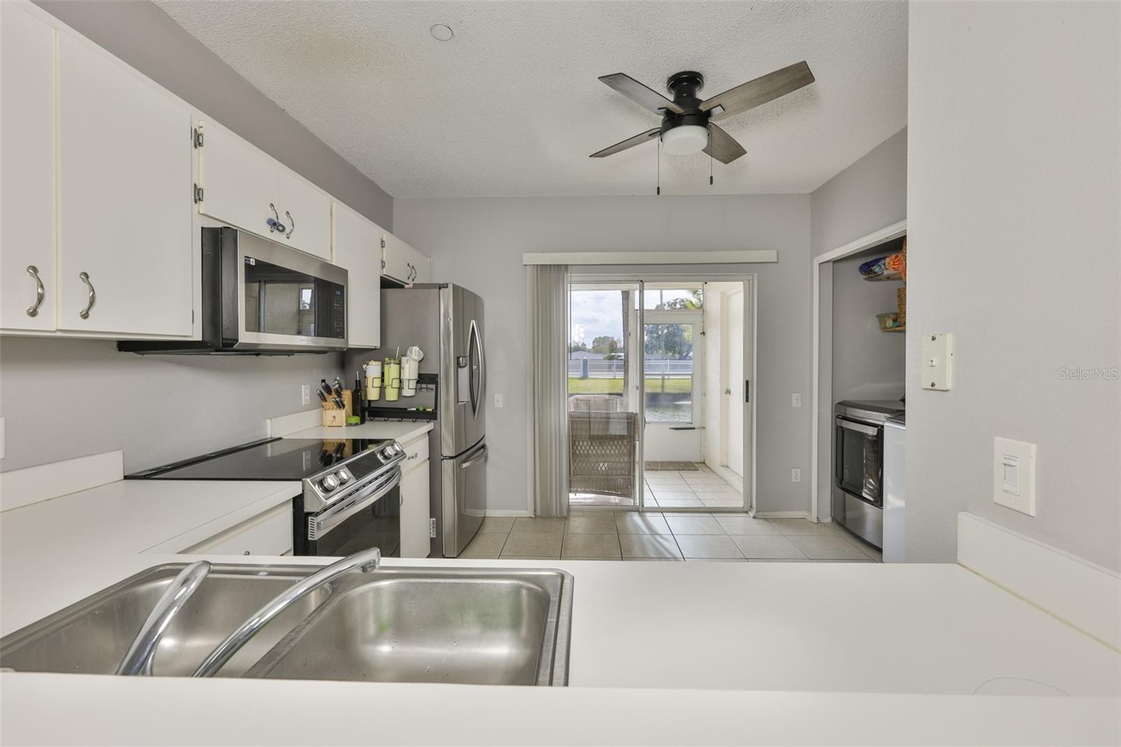 COUNTRYSIDE KEY - Residential