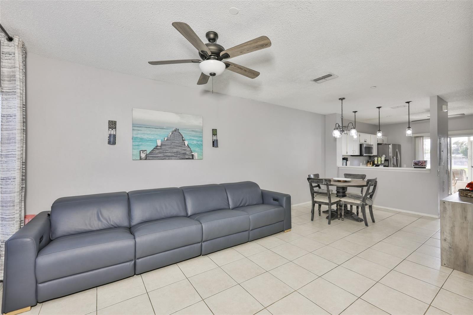 COUNTRYSIDE KEY - Residential