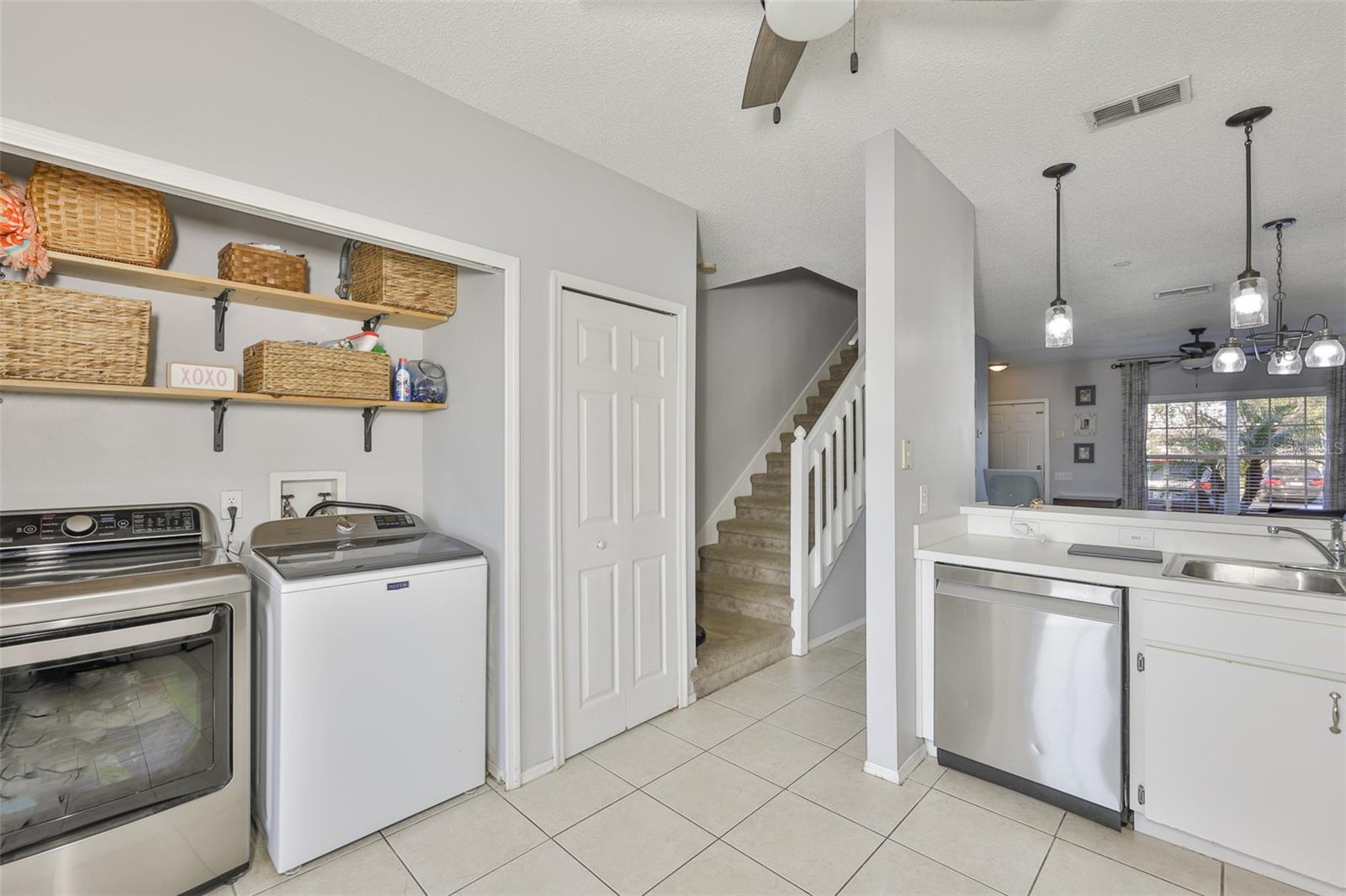 COUNTRYSIDE KEY - Residential