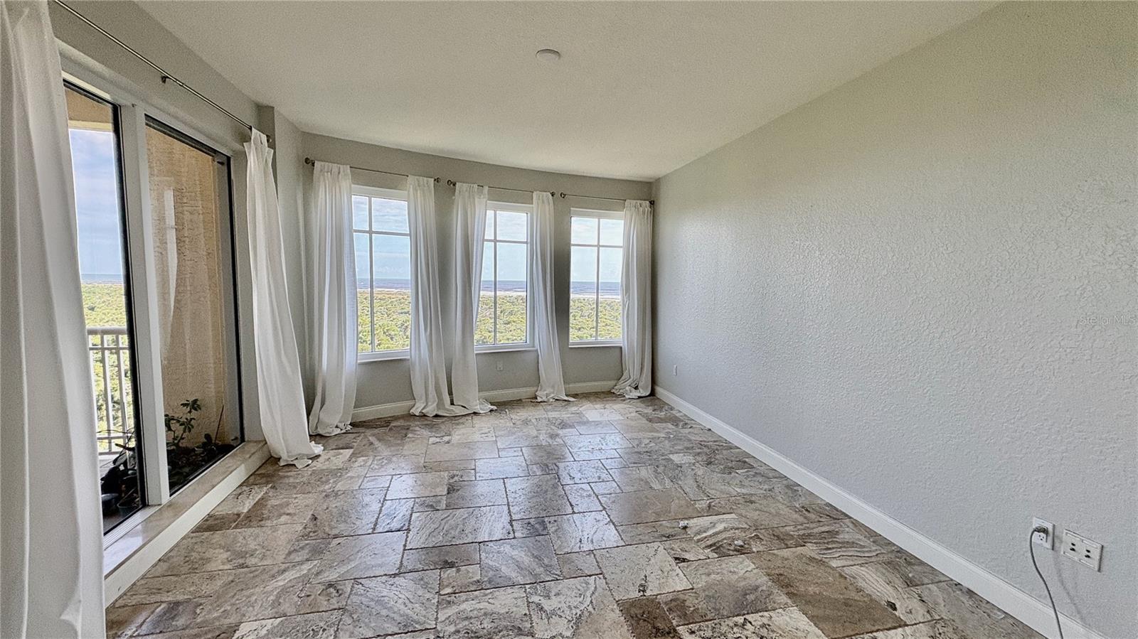 HAMMOCKS AT MINORCA CONDO - Residential Lease