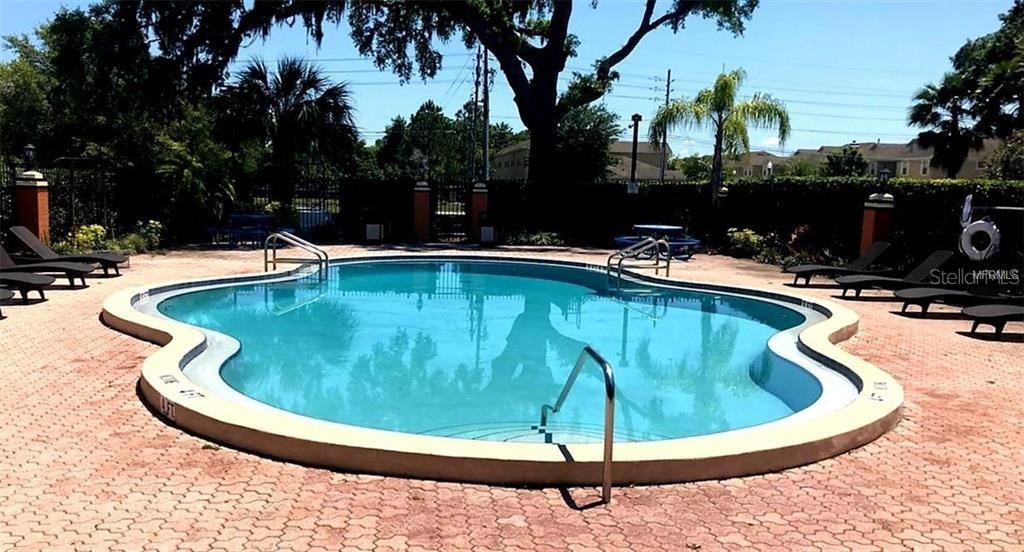 HIDDEN OAKS CONDO PH 10 - Residential