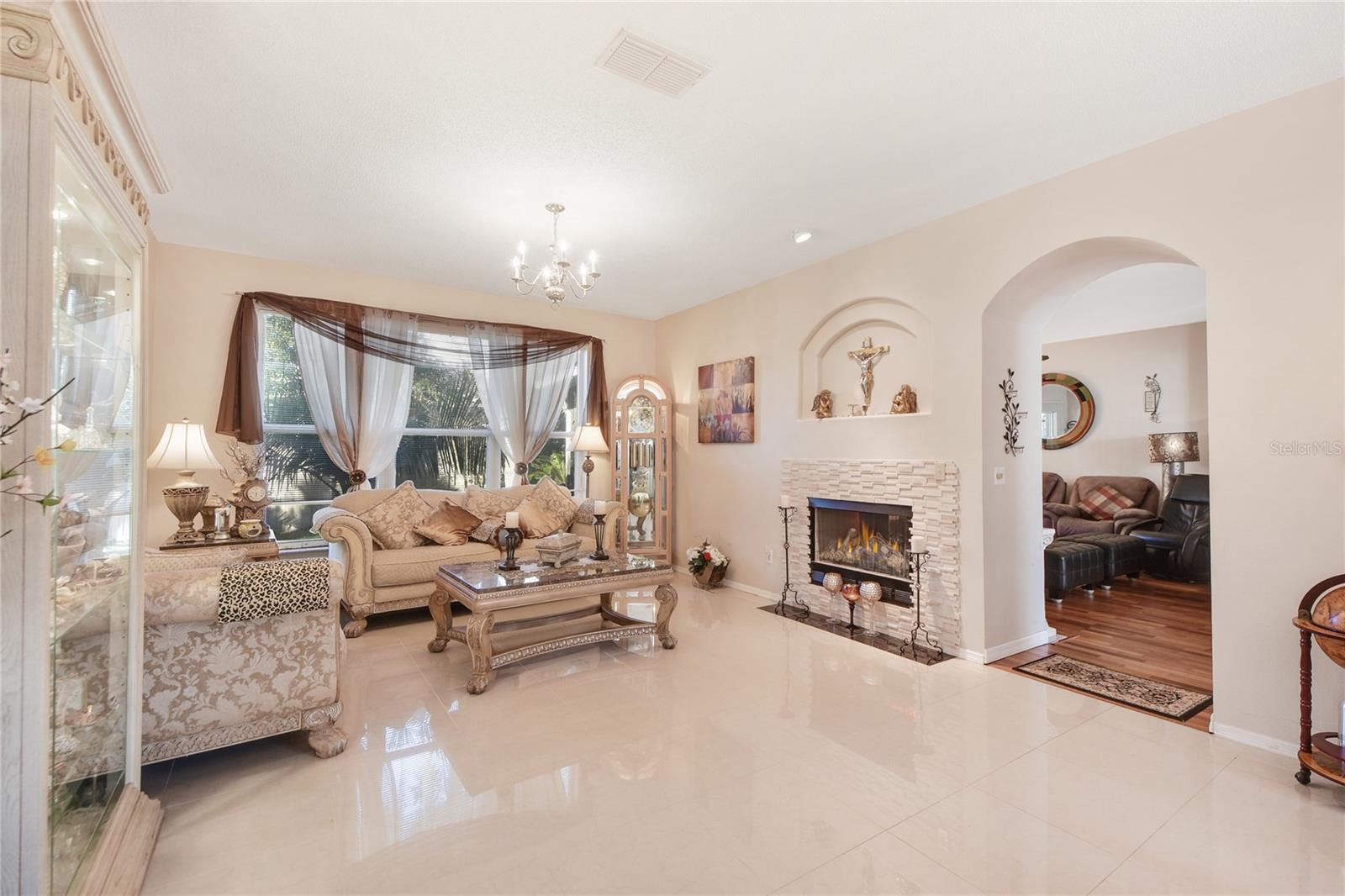 REFLECTIONS - Residential