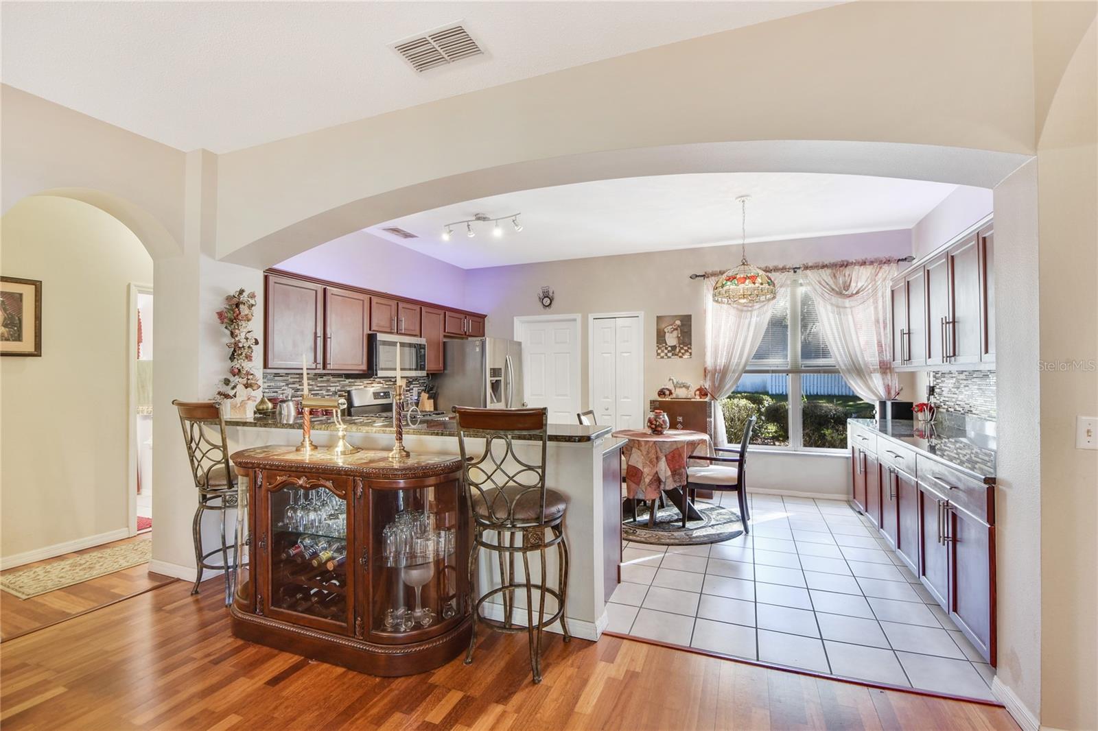 REFLECTIONS - Residential