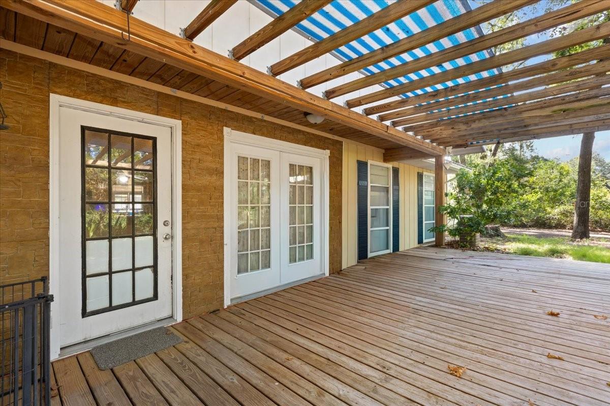 MANATEE FARMS ESTATES - Residential