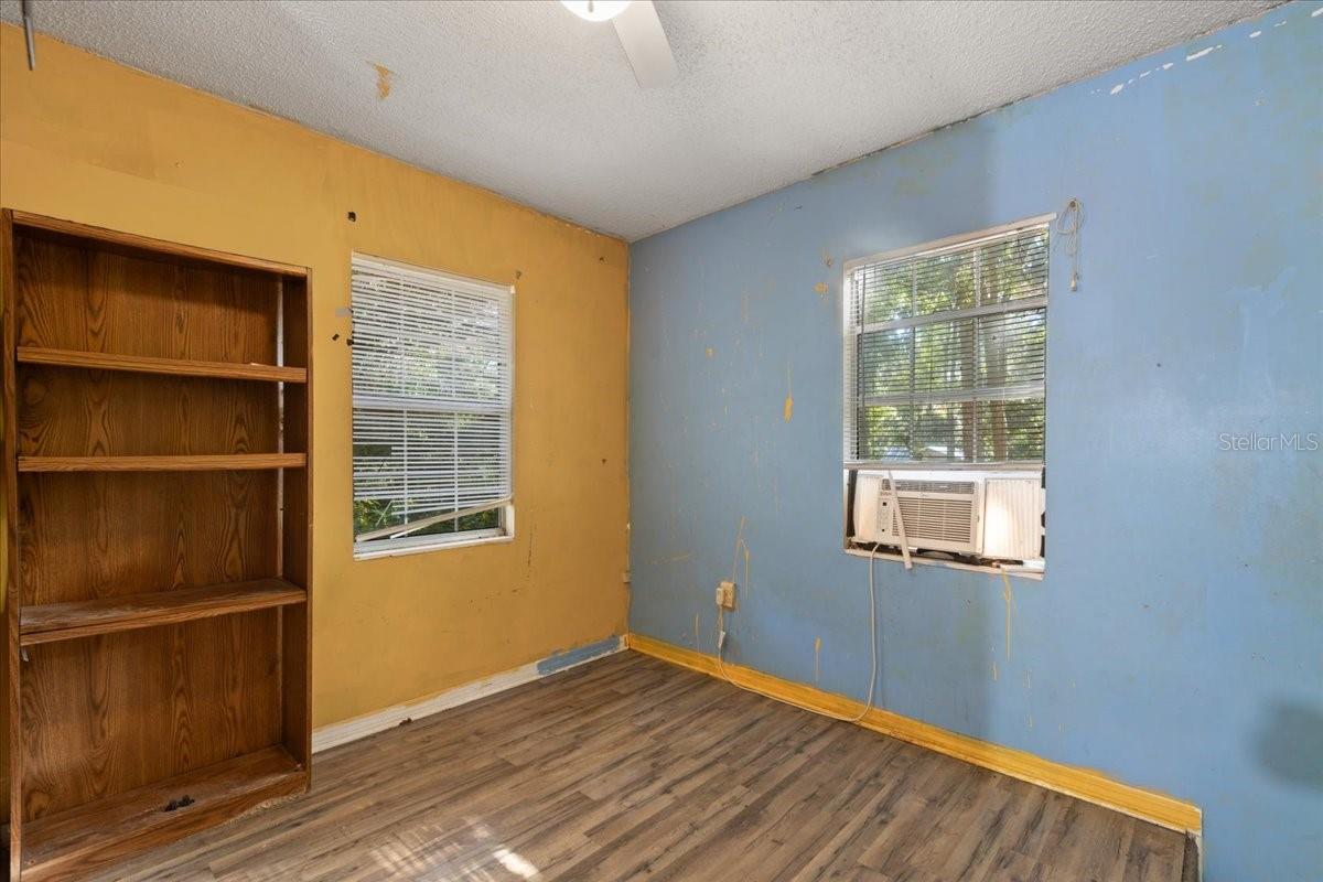 MANATEE FARMS ESTATES - Residential