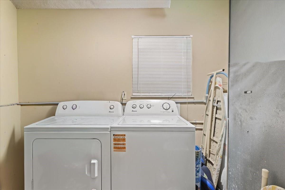 MANATEE FARMS ESTATES - Residential