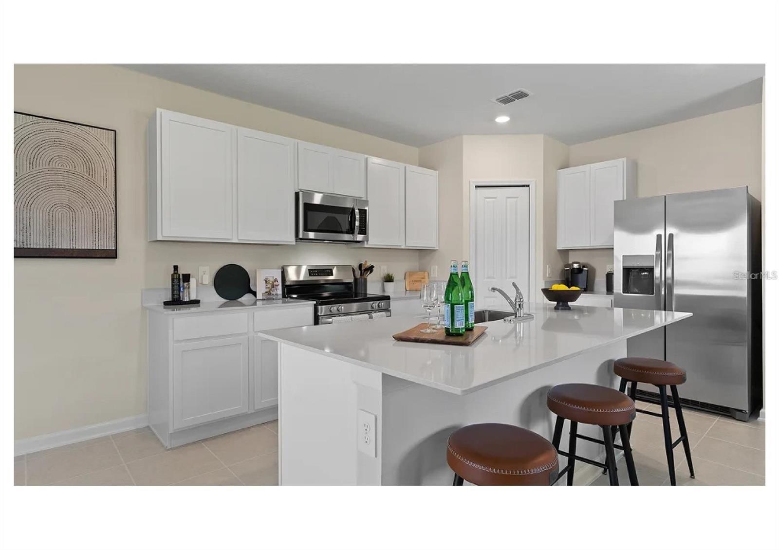 HUNT CLUB/LK WALES PH 1 - Residential Lease