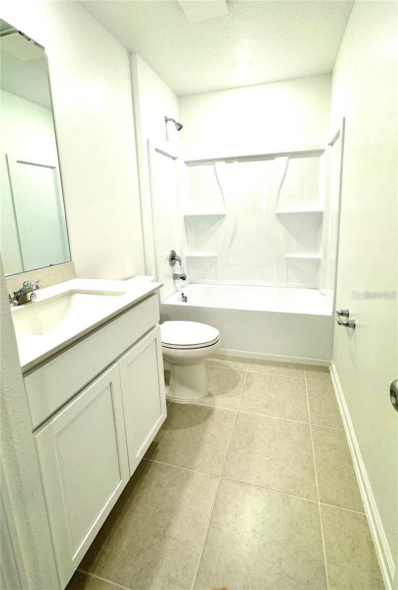 HUNT CLUB/LK WALES PH 1 - Residential Lease