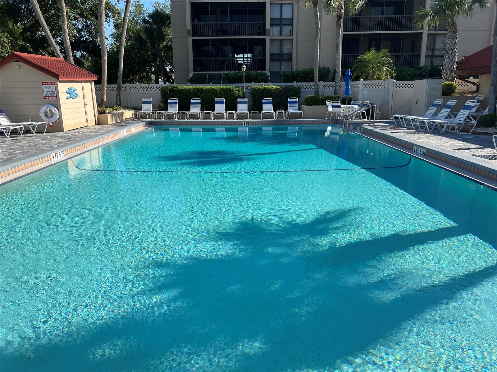 PROMENADES EAST - Residential Lease
